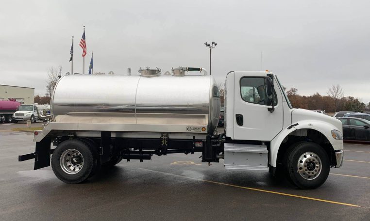 2020 Imperial Industries (2500 Gallon) Vacuum Truck w/ Automatic Trans