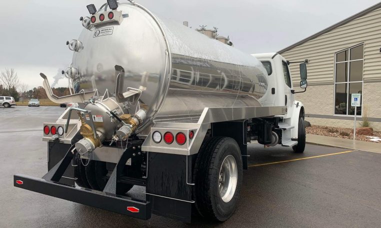 2020 Imperial Industries (2500 Gallon) Vacuum Truck w/ Automatic Trans