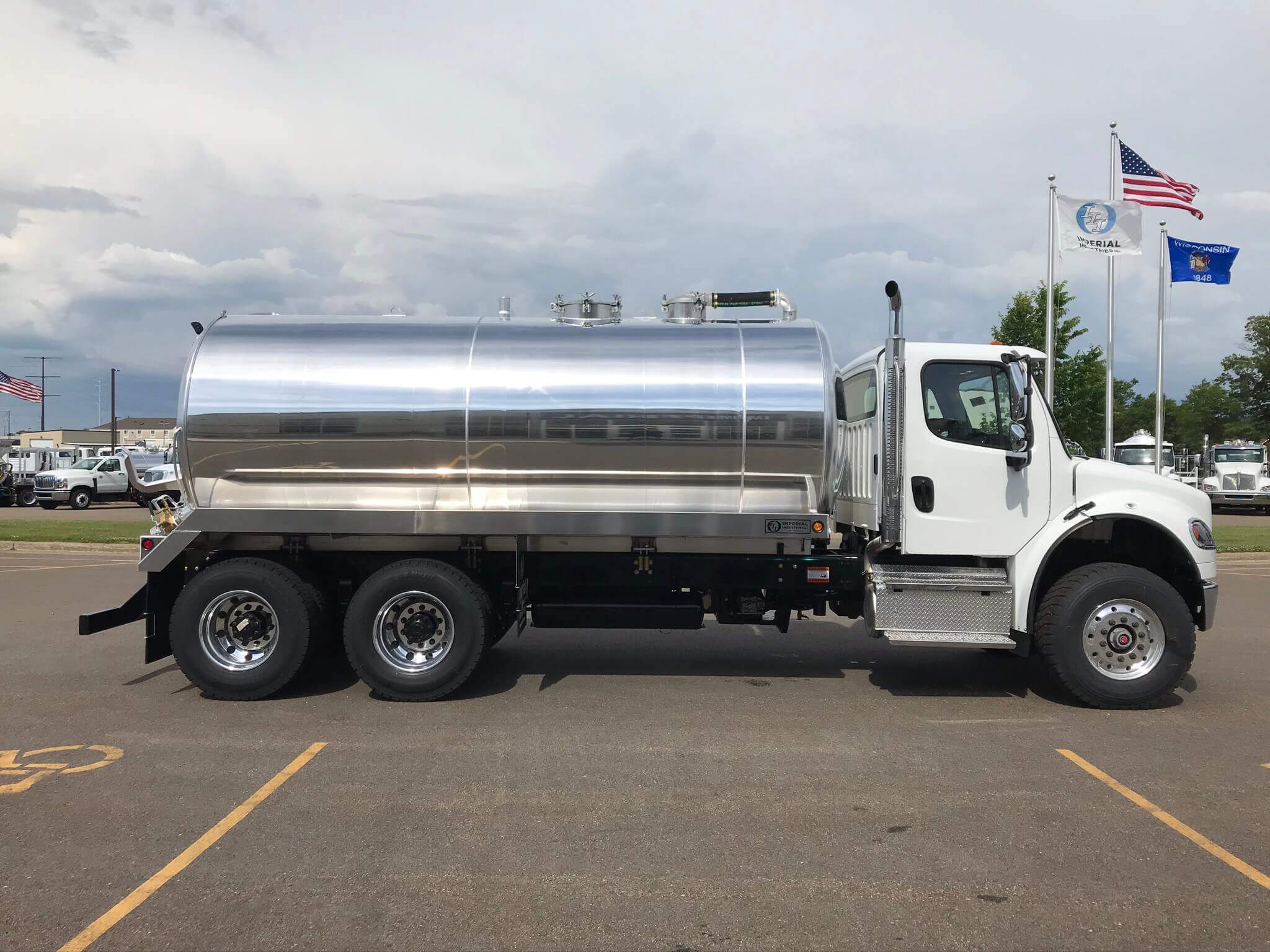 2021 Imperial Industries (4000 Gallon) Vacuum Truck w/ Automatic Trans